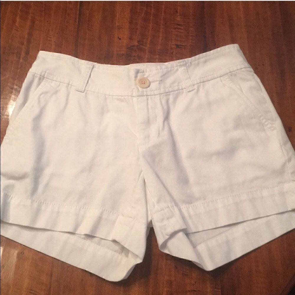 Lilly Pulitzer White Callahan Shorts